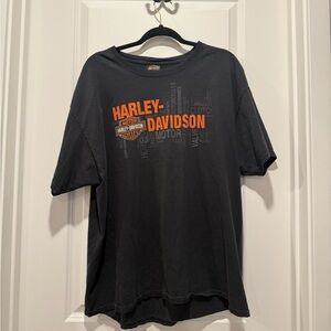 Harley-Davidson Black and Orange Tee - Vintage 2011